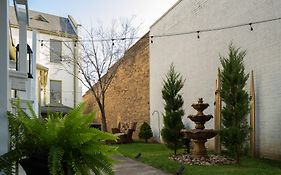 Magnolia Manor And Chapel